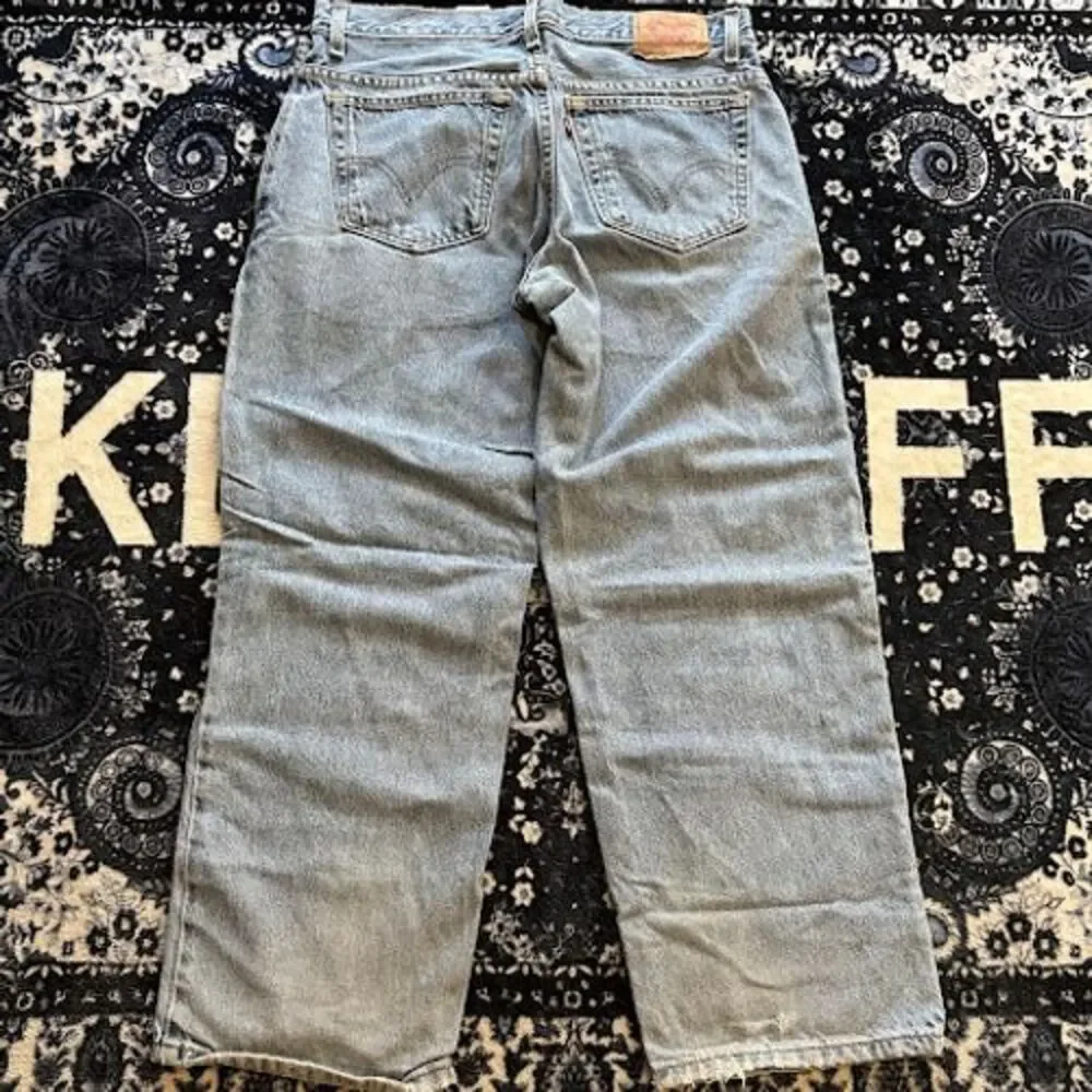 Levi Light Washed Baggy‎ Style Jeans!